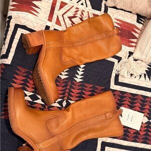 NWT Cleo + Wolf Tan Scout Boots